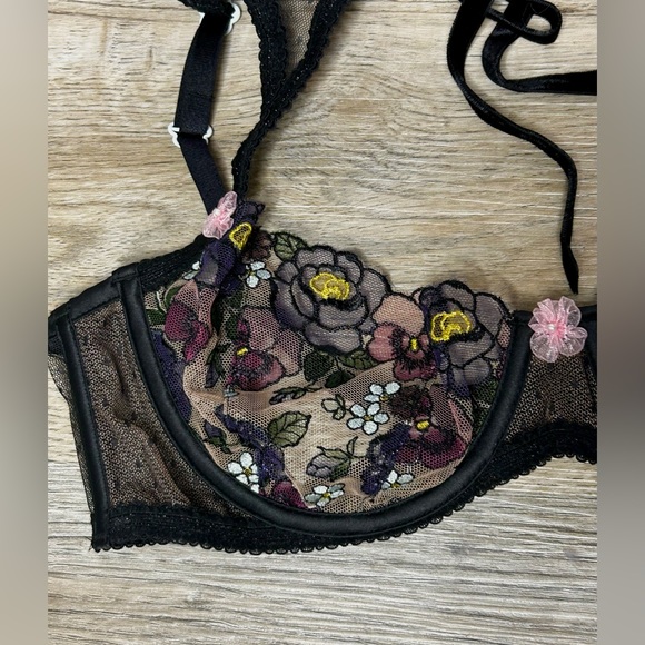 Sold! NWT For Love and Lemons Clara High Neck Bra - Picture 3 of 8